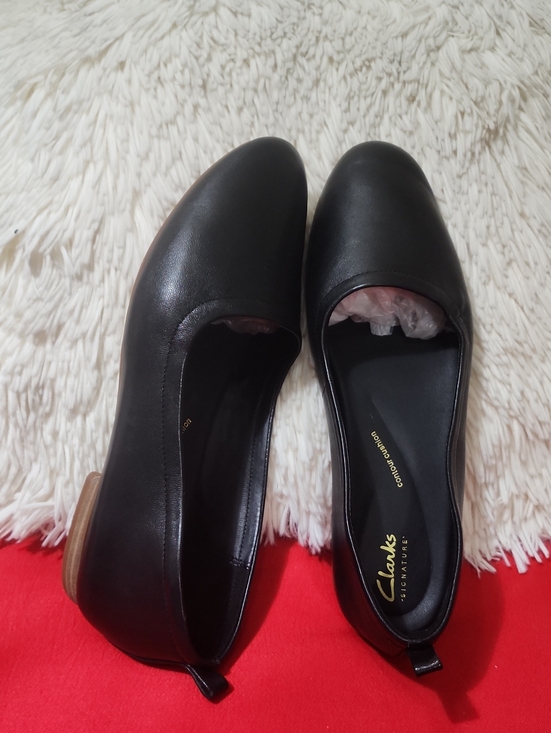 Clarks Shoes - Clarks Fawna Soft  Black Leather Slip-On Ballet Flats
